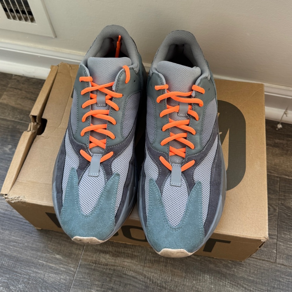 Adidas Yeezy boost 700 teal blue 12 - Picture 3 of 4